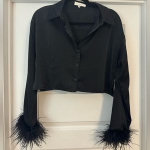 Cropped silk shirt with feathers on sleeves